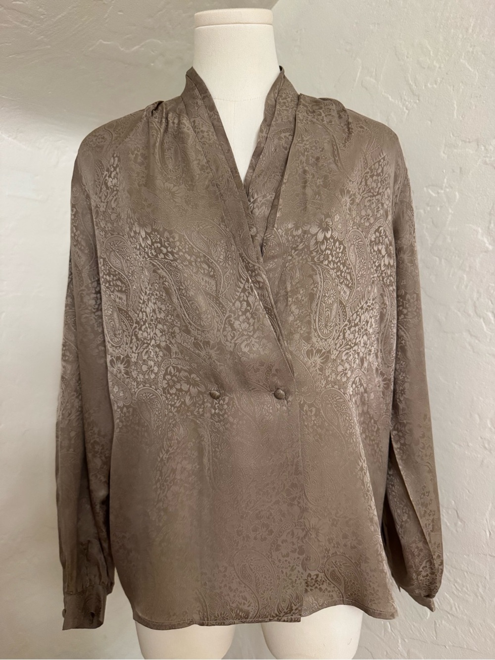 Vintage Anna and Frank 100% Silk Paisley Blouse Size M NWT